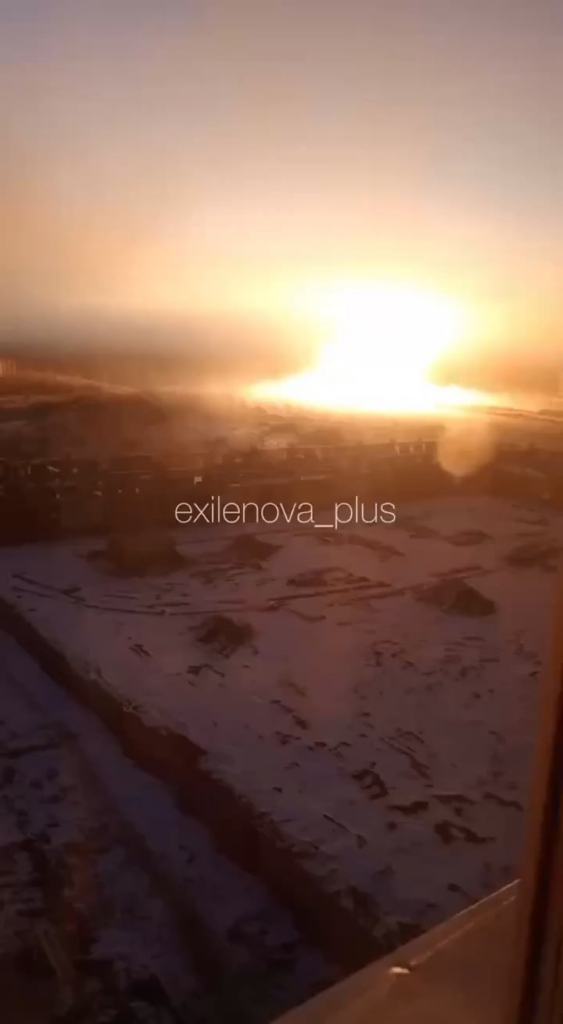 ロシアのオムスク州ロストフカで大規模なガスパイプラインの爆発が発生した。