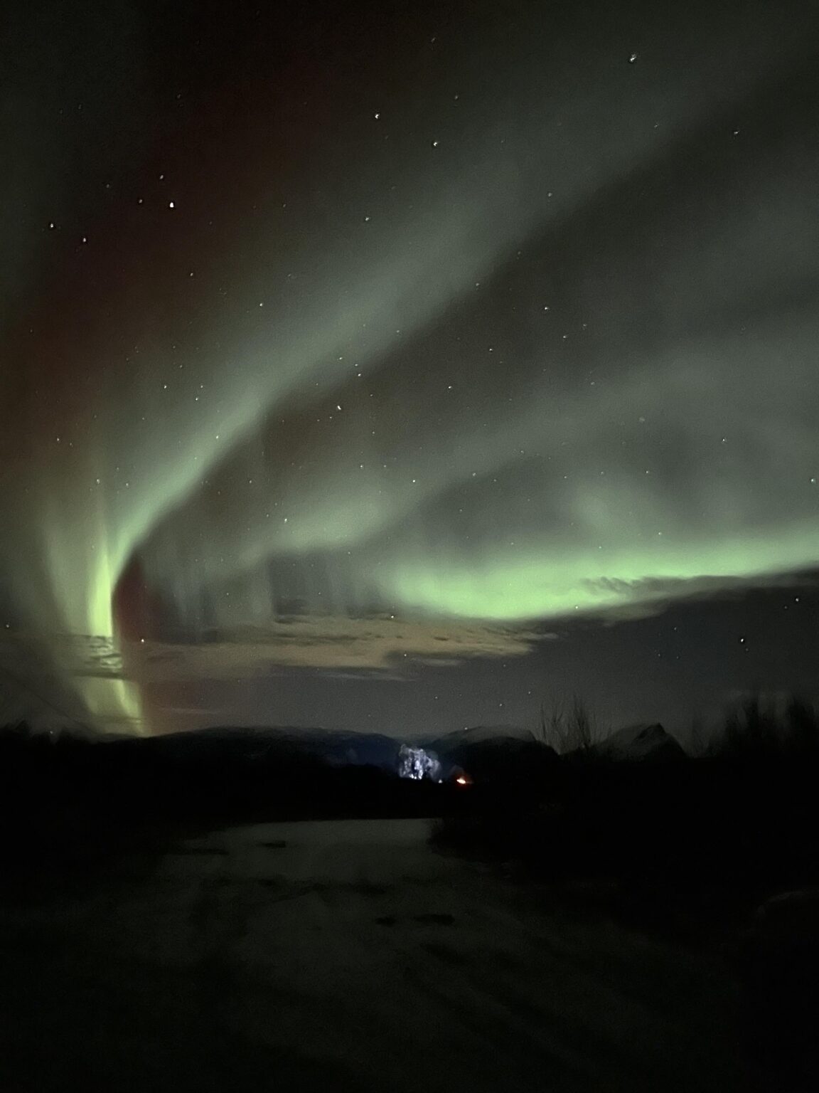 ノルウェー北部に住む数少ない特典の 1 つ [Troms, Norway]