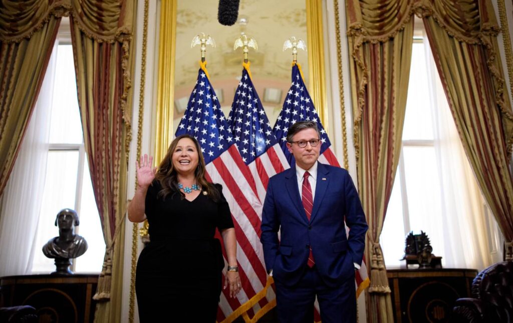 エプスタインスキャンダルは雪だるま式に増加している