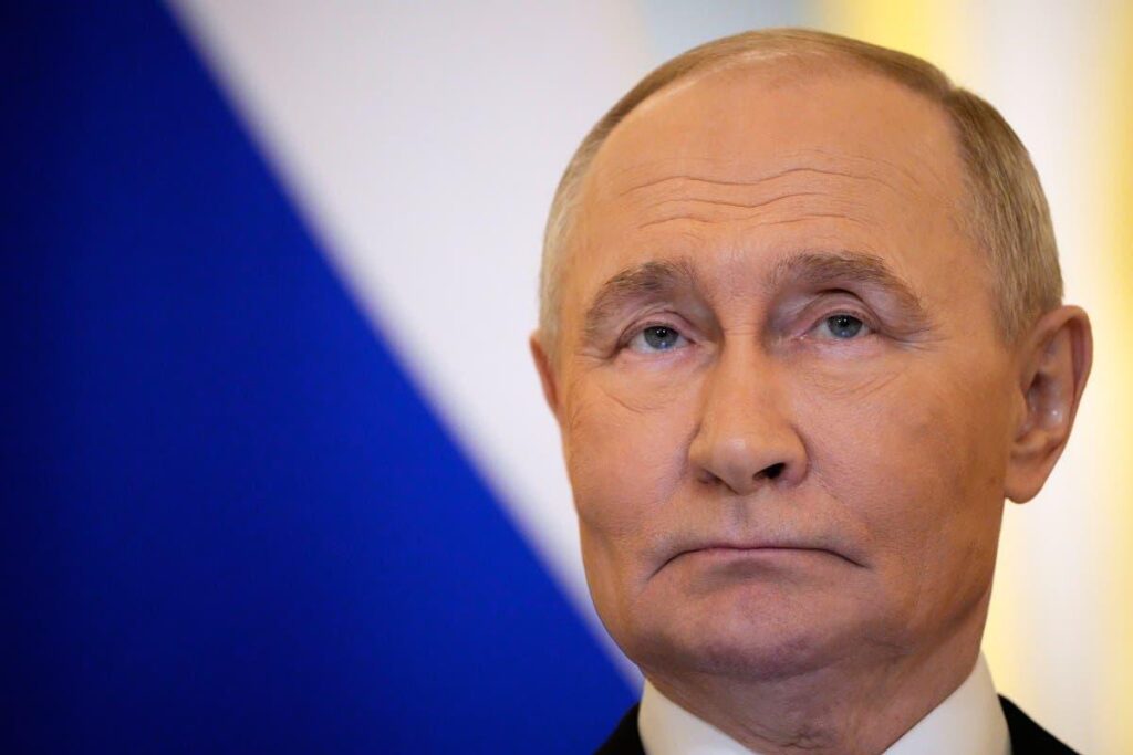 プーチン大統領率いるロシアは間もなく「大戦争」の準備をしているとウクライナが警告