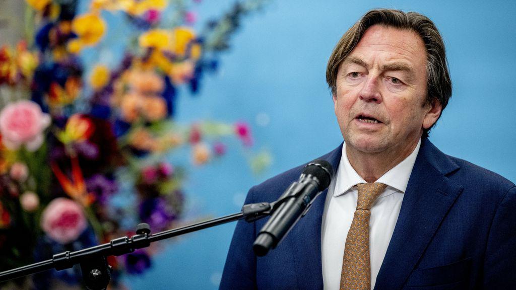 NRC、ウィジャースのメッセージを訂正し、元情報提供者と読者に謝罪
