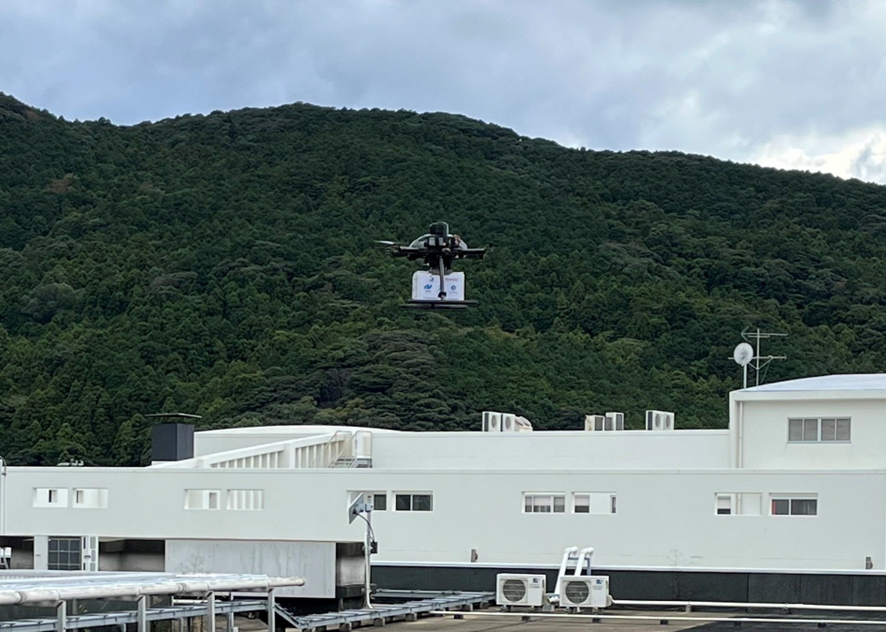 そらいいな社によるドローンレベル４飛行の医療用医薬品等配送実証実験に協力　東七 | 医薬通信社