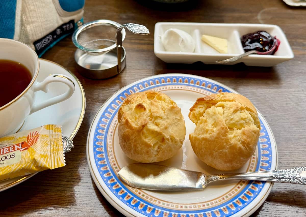 窓の景色と紅茶の香りに癒されて－芦屋『Tea Saloon MUSICA』で過ごす至福のひととき [画像]