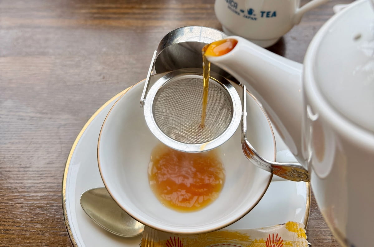 窓の景色と紅茶の香りに癒されて－芦屋『Tea Saloon MUSICA』で過ごす至福のひととき [画像]