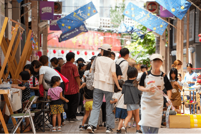 挑戦者のストーリーに共感し、応援が生まれるマルシェ「KSA ROOTS MARKET」を沖縄市・コザ一番街で開催 | PRTIMESプレスリリース