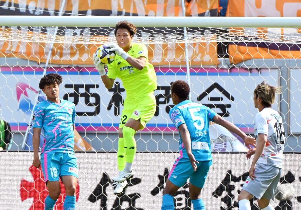 J1昇格争い、かつてない大混戦に　サガン鳥栖、勝ち点1差の徳島ヴォルティスとホーム戦　11月2日 月刊サガスポ11月号 | スポーツ | 佐賀県のニュース