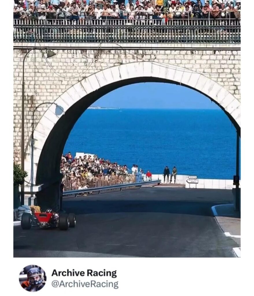 この場所はどこですか?