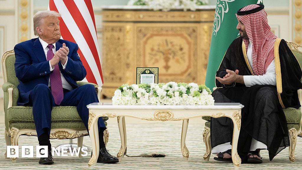 サウジアラビアはこの技術を100％中国に渡す。トランプ氏はすでにUAEに米国の最先端AIチップを提供している――彼らがトランプ家の暗号通貨に20億ドルを投じてからわずか2週間後だ。彼は、この技術を敵から守ることを目的とした NatSec の制限を撤回しました。ペイ・トゥ・プレイは現在公開されています。