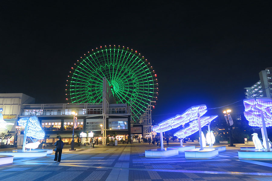 『海遊館イルミネーション2025』の様子（17時半頃／大阪市港区／Lmaga.jp撮影）