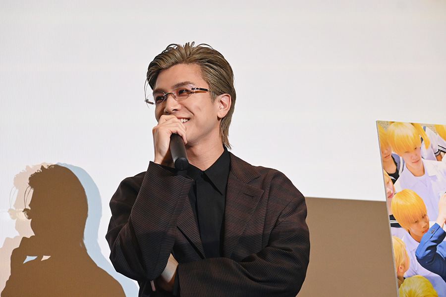 映画『金髪』の舞台挨拶に登壇した岩田剛典（11月5日・大阪市内）