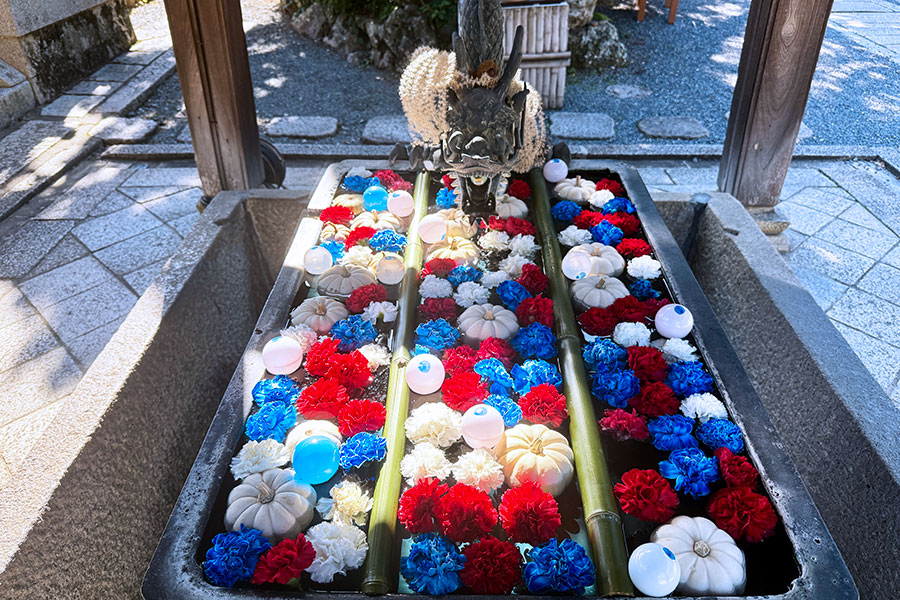 柳谷観音 楊谷寺の「脈々手水」（画像提供：柳谷観音 楊谷寺）
