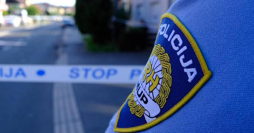 スプリットで未成年者の集団乱闘！警察: うち約20人が監視下に置かれている。保護者にも電話します