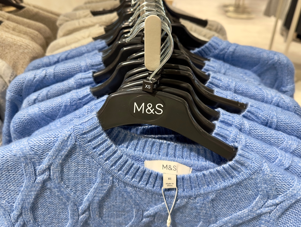 【イギリス】マークス&スペンサー、サプライヤー向け再エネ切替プログラム開始。シュナイダーエレ | Sustainable Japan