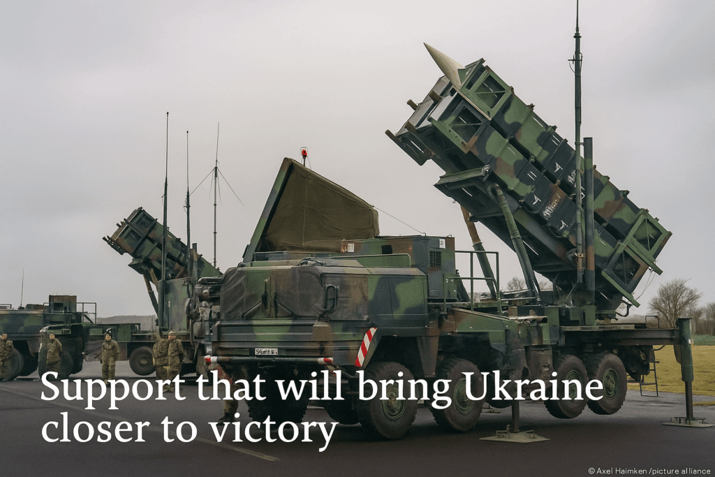 ドイツはパートナー国と協力し、パトリオット発射機２基をウクライナに移送する。これは同盟国による共同行動がいかにウクライナの防衛を強化するかを示す一例だが、ロシアに勝つためにはこうした支援を増やすしかない。