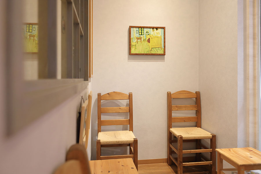 「ラフィネ大阪富国生命ビル店」店内