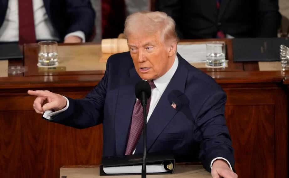 トランプ大統領、ロシアの石油輸出は「米国の制裁以来大幅に減少した」