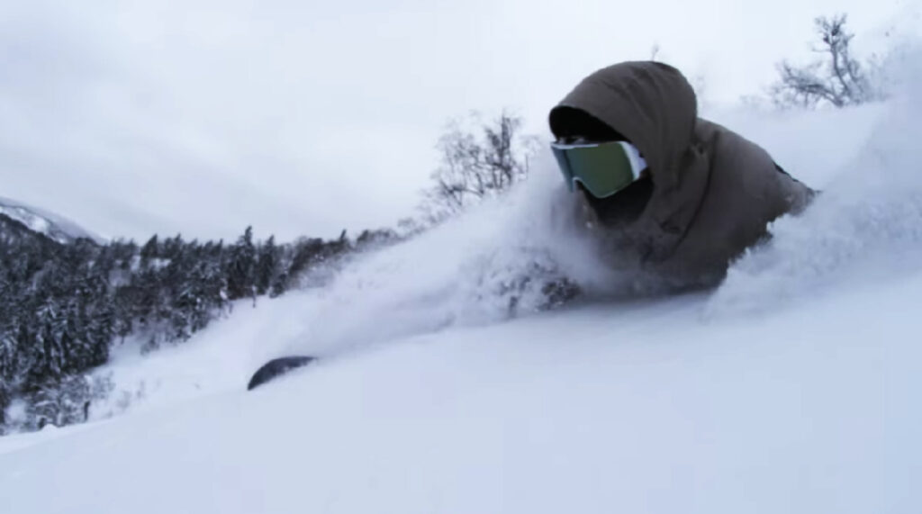 ナイデッカーが描く「HOKKAIDO」：ライダーが出会った“史上最深”のパウダーと自然の調和 | 日本一わかりやすいスノーボードサイト！DMKsnowboard