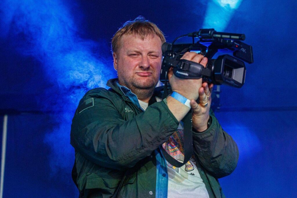 国防警察は親クレムリンジャーナリストのオレグ・ベセディンを拘束
