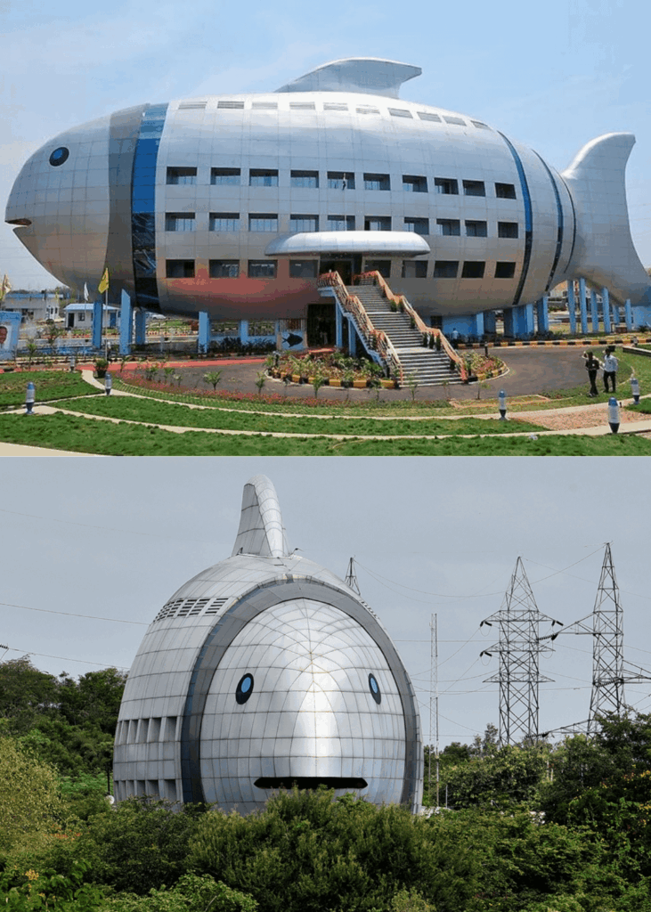 ここでどの建物を思い浮かべますか