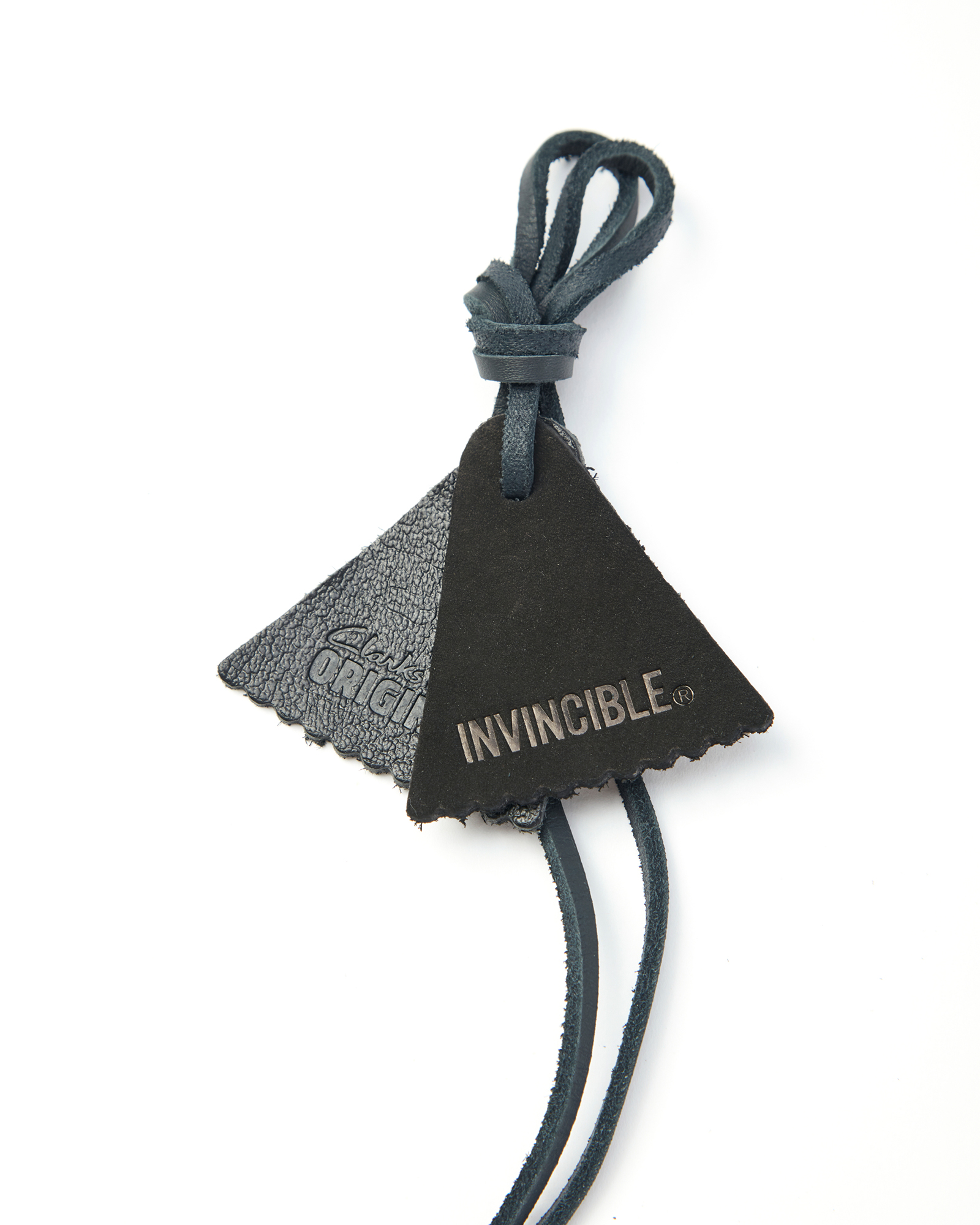 〈Clarks Originals〉が台湾発のセレクトショップ「INVINCIBLE®」との初コラボを発表 sub3-5