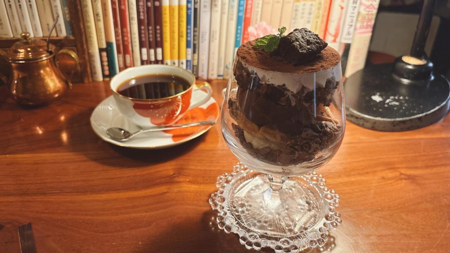 【高松市】大人な隠れ家カフェ♪本と珈琲に癒される贅沢なカフェ時間（鈴木広子） - エキスパート - Yahoo!ニュース
