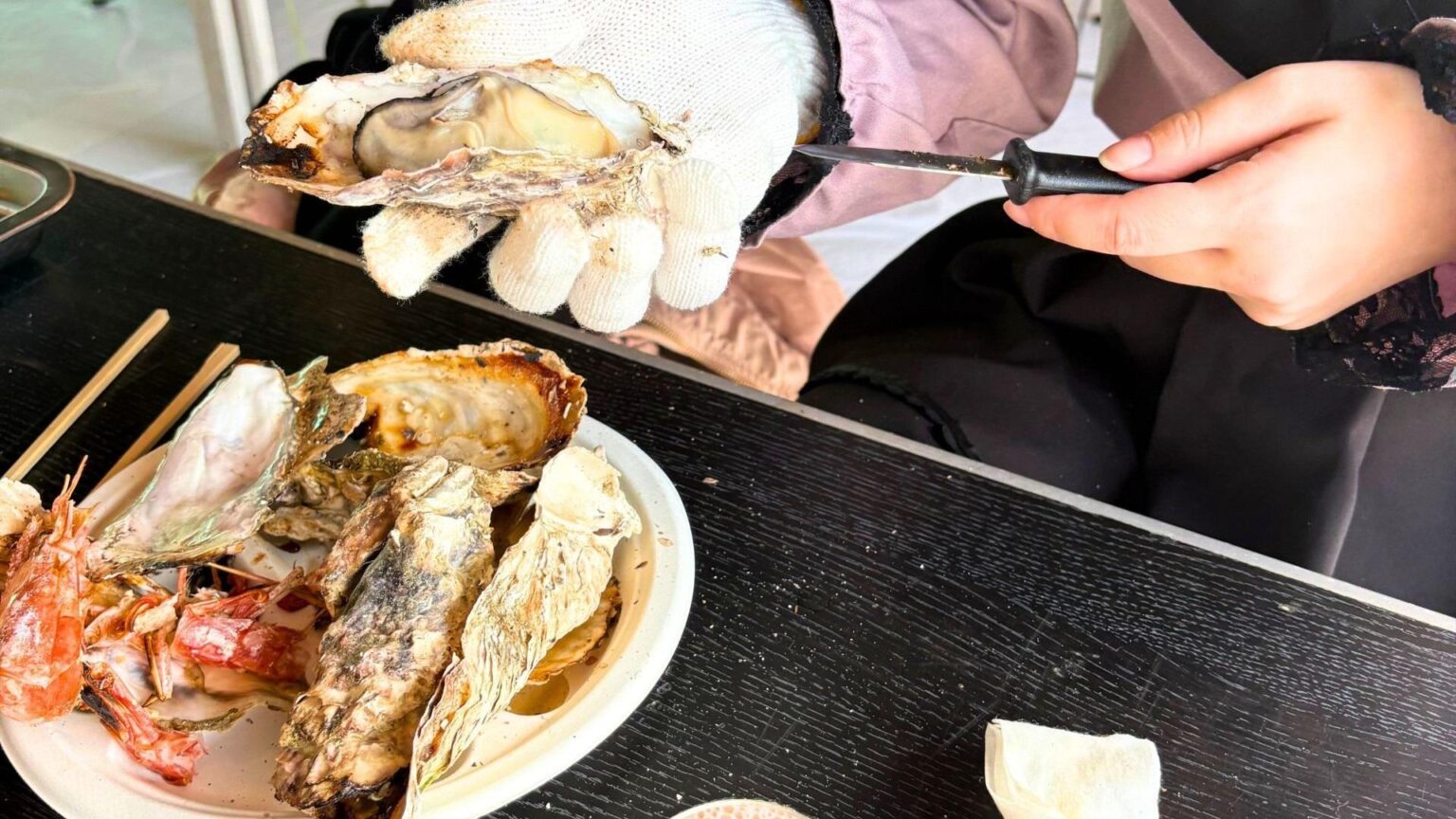 【今治市】宮城産の牡蠣を満喫! 「出張カキ小屋 牡蠣奉行」に行ってみました（でーき） - エキスパート