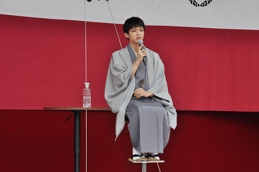 『石田三成祭2025』で、「浜ちりめん」の着物姿で登場した松本怜生（11月2日・滋賀県長浜市）