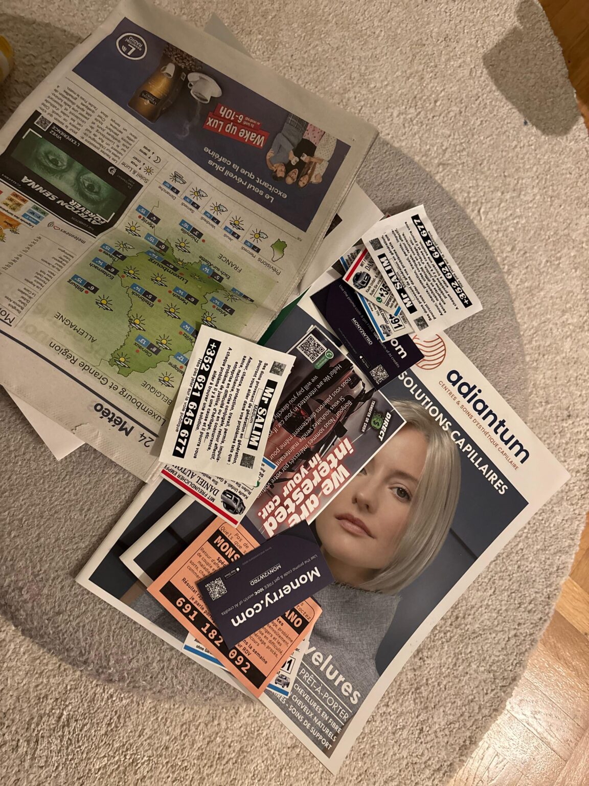 新年、ADV リーフレットの新しいバッチ