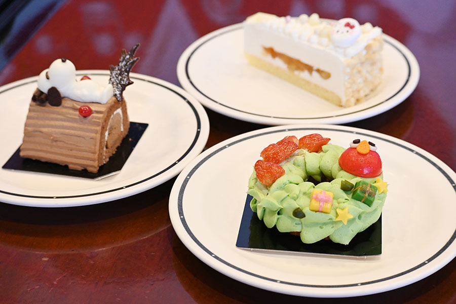 スヌーピー、キティ、エルモのスイーツ