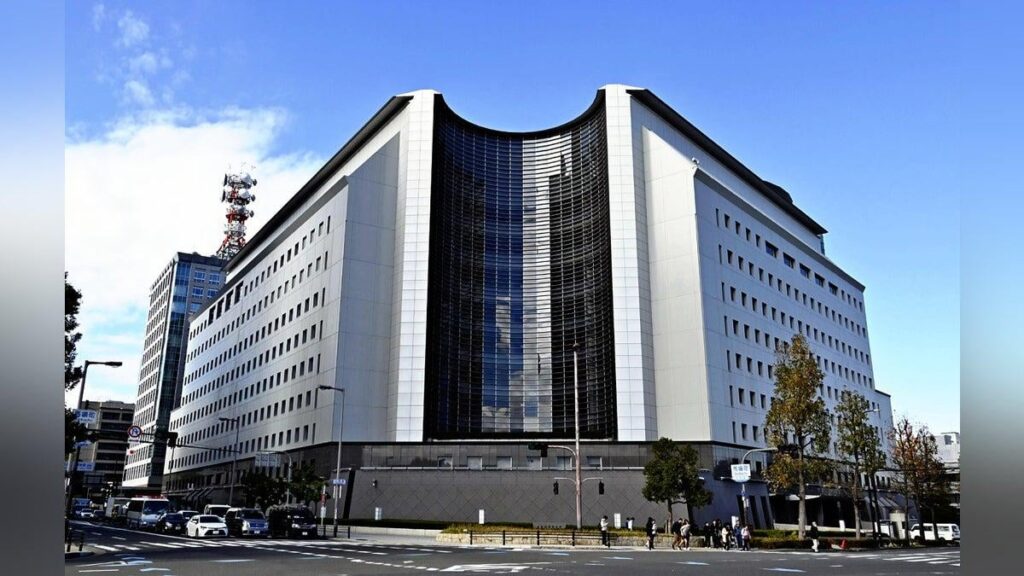 ぐずった２歳長女を毛布で押さえつけて窒息死させたか、母親を傷害致死容疑で送検…大阪府警
