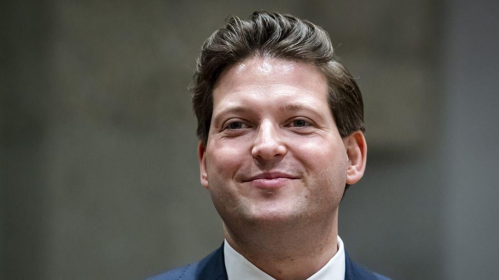 トム・ファン・カンペン（VVD）新下院議長、史上最年少の35歳