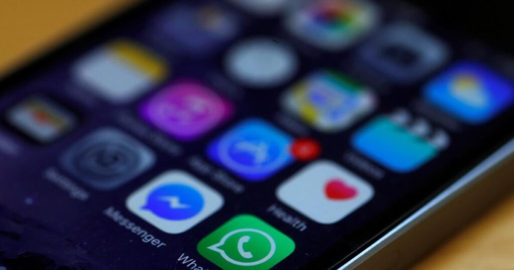 オンライン多数法。インターネットを使用するための本人確認、特に未成年者。プロジェクトは上院によって承認されました。これは見過ごされてきたように私には思えます。