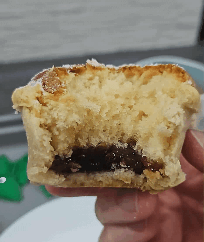 クリスマスが台無しになってしまった。スーパーバリューの高級ミンスパイ。