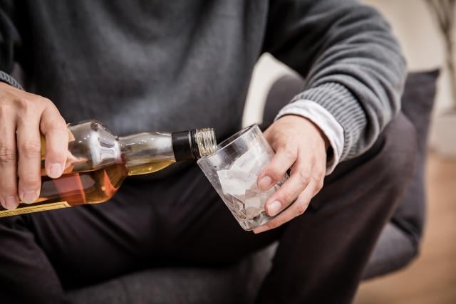 【定年後の歩き方】「酒を飲むしかやることがない」元営業のエースが食道がん発覚で見えた第二の人生～その2～