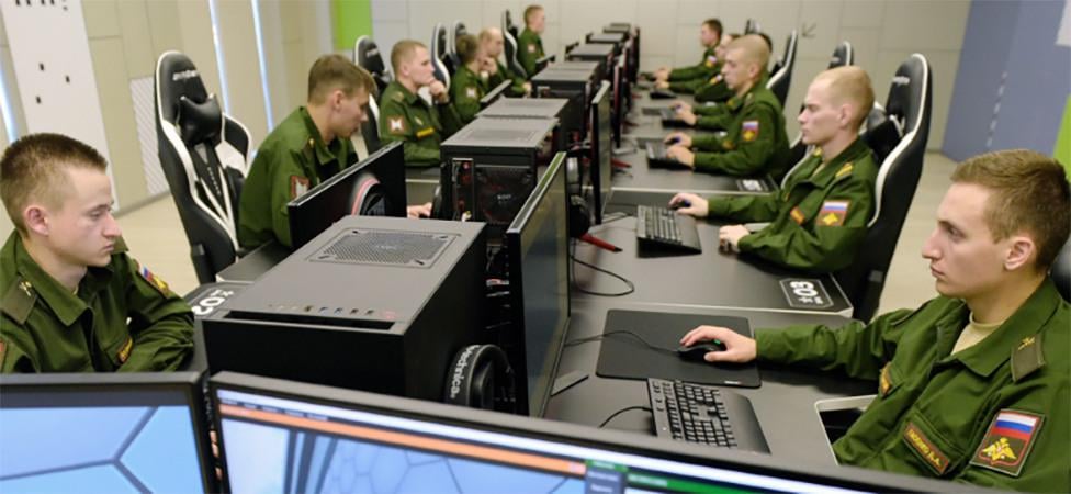 クリスマスを祝おうとしていますが、移民が家族を襲わないか心配です