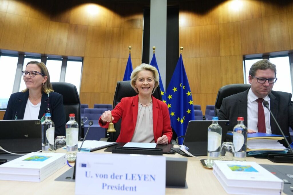 EUのAI法、発効1年余で「骨抜き」か　トランプ米政権・産業界の圧力で方針転換 安全重視から開発重視へ軸足移動へ、罰則適用に猶予期間(1/3) | JBpress (ジェイビープレス)