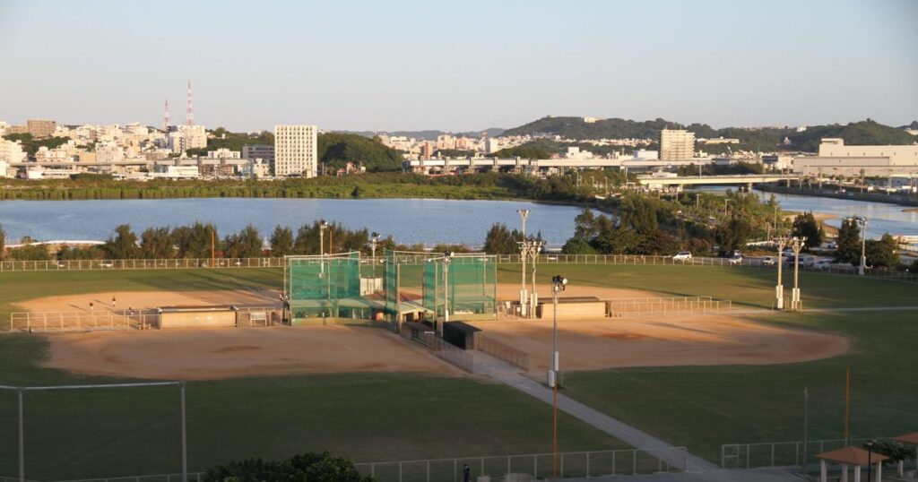 瀬長島の野球場、移設し駐車場へ　沖縄唯一の4面球場