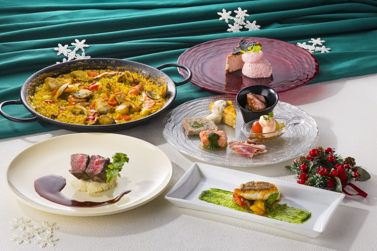 クリスマスを彩る本格スペイン料理で心ときめくひとときを。「SPANISH DINING Rico」二夜限定の特別ディナー | 株式会社グリーンハウスフーズのプレスリリース