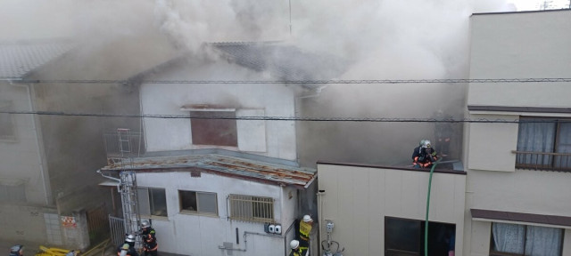 【続報】アパートが焼ける火事 放火の疑いで元住人の男を緊急逮捕 愛媛・今治