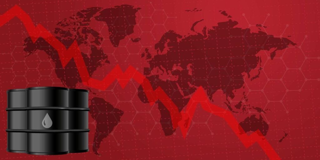 【原油ウォッチ】ウクライナの水上ドローンがロシアのタンカー攻撃、それでも「供給過剰」懸念で価格急落は近い？(1/3) | JBpress (ジェイビープレス)