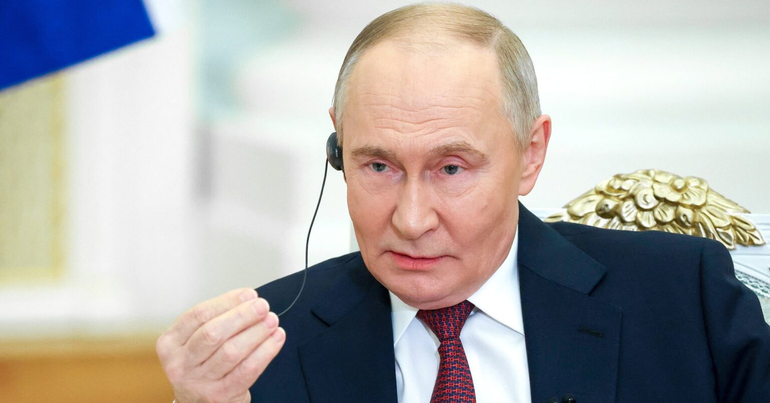 プーチン氏が元スパイ暗殺作戦承認、英の調査委が結論 ロに制裁 | ロイター プーチン氏が元スパイ暗殺作戦承認、英の調査委が結論 ロに制裁 | ロイター