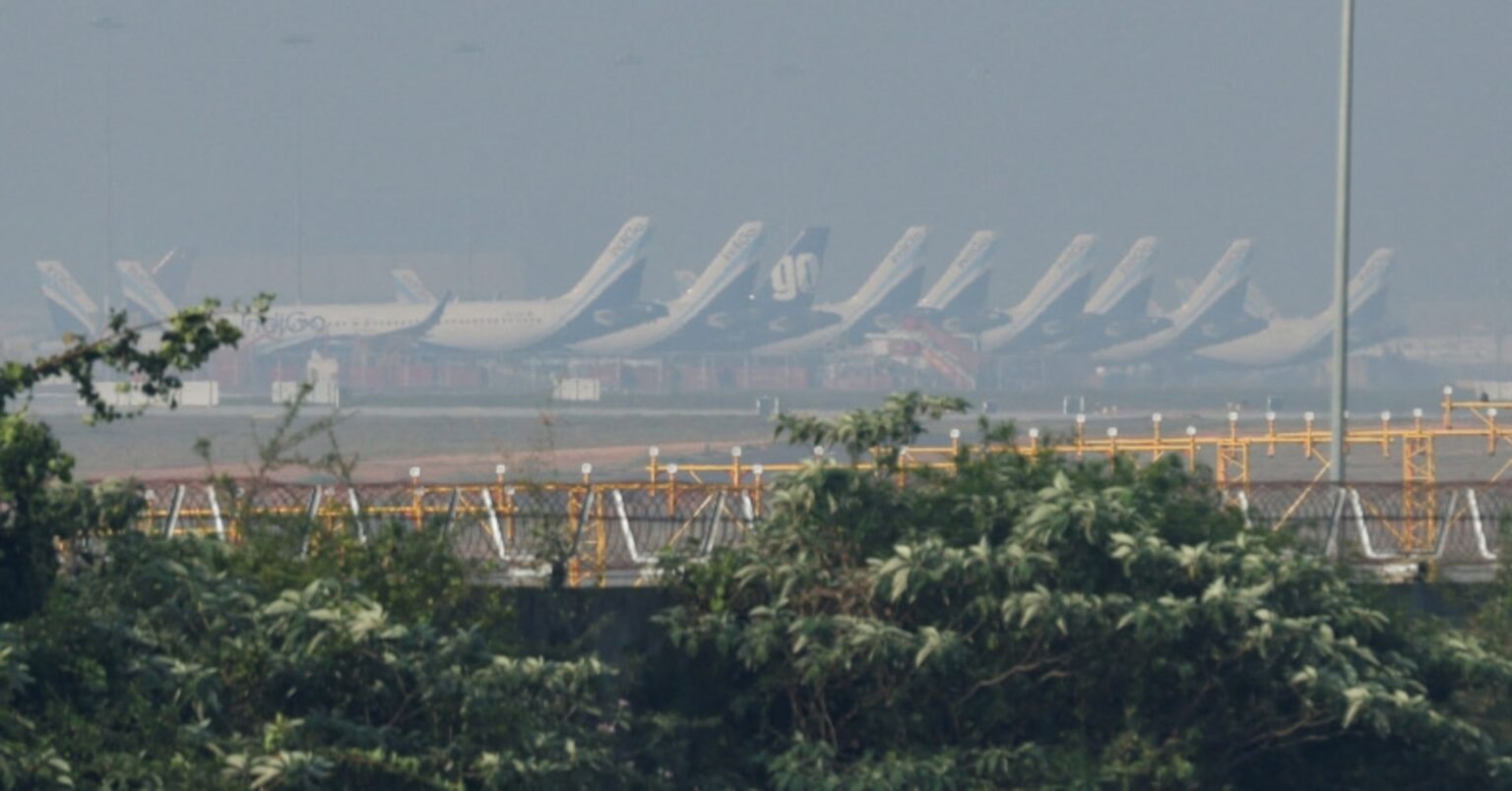 インド当局、インディゴ航空に規制措置発動を警告　数千便のフライト欠航 | ロイター