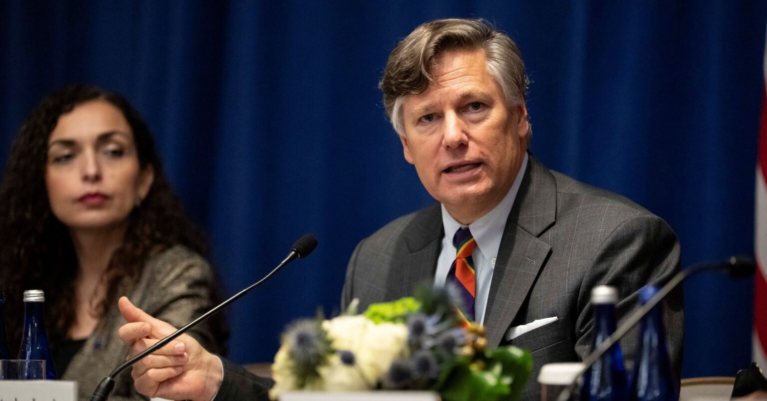 ＥＵの政策は米欧協力損なう、米国務副長官がＸへの制裁金批判 | ロイター