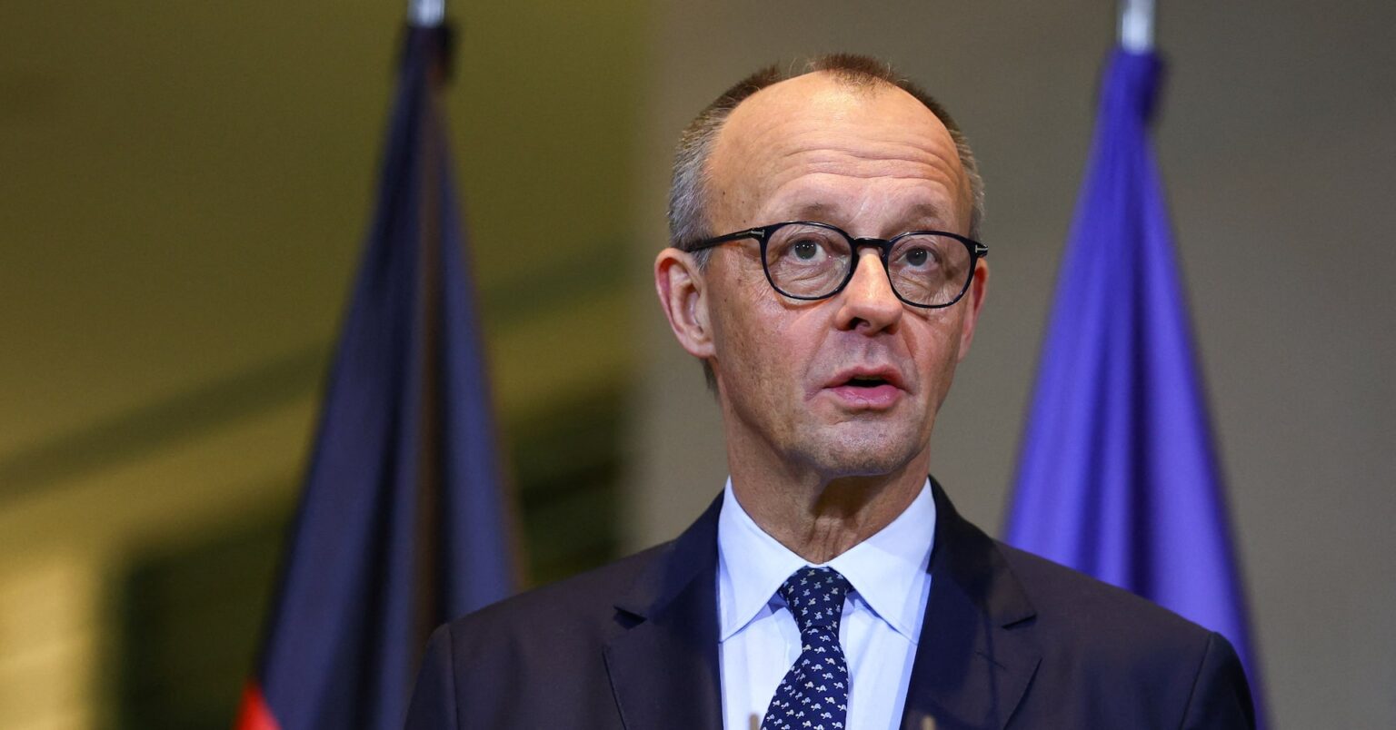 独首相が米安保戦略批判、欧州の自立促進呼びかけ | ロイター