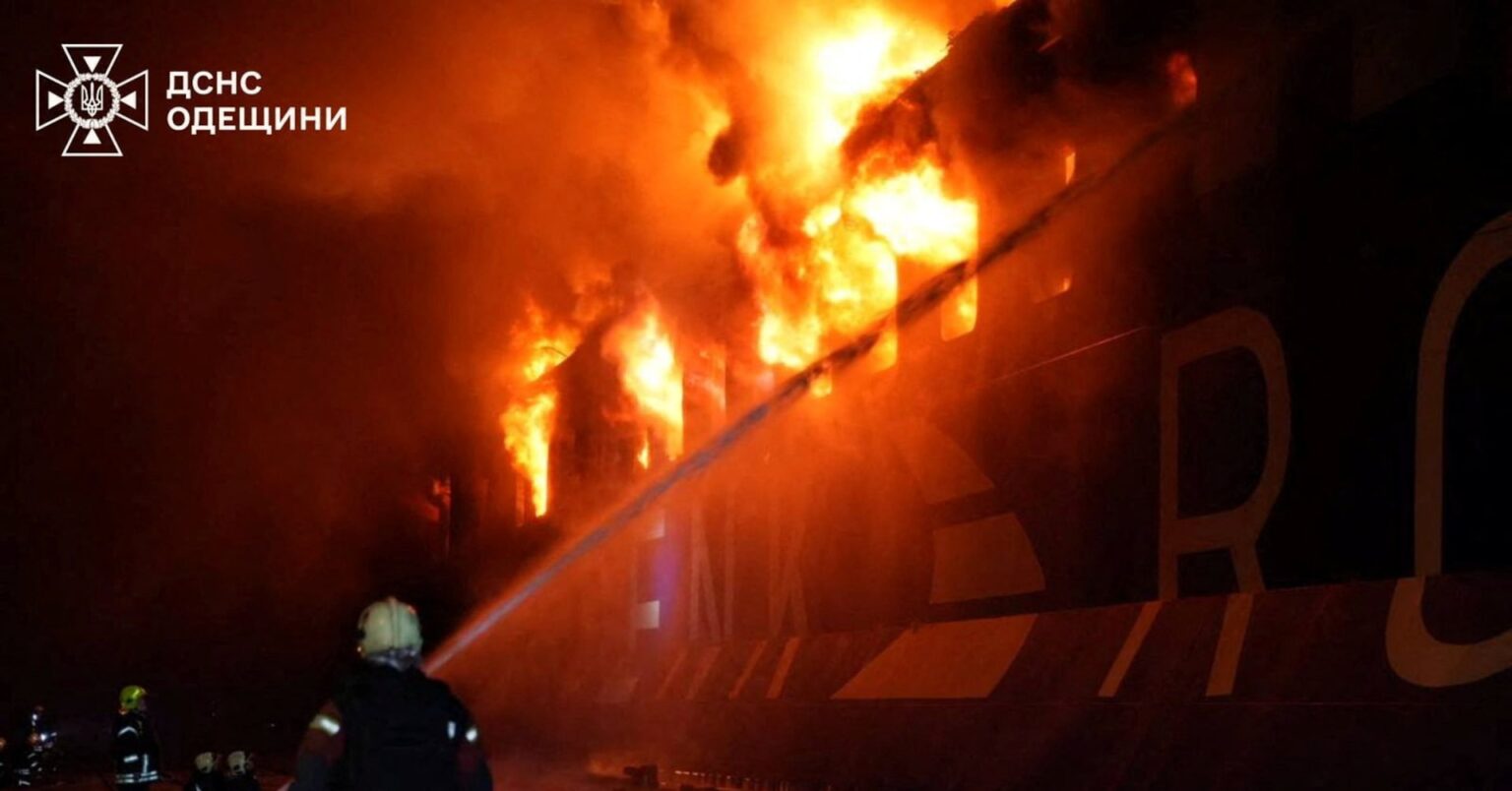 ロシア、ウクライナ南部の2港湾攻撃　トルコ船舶3隻損傷 | ロイター