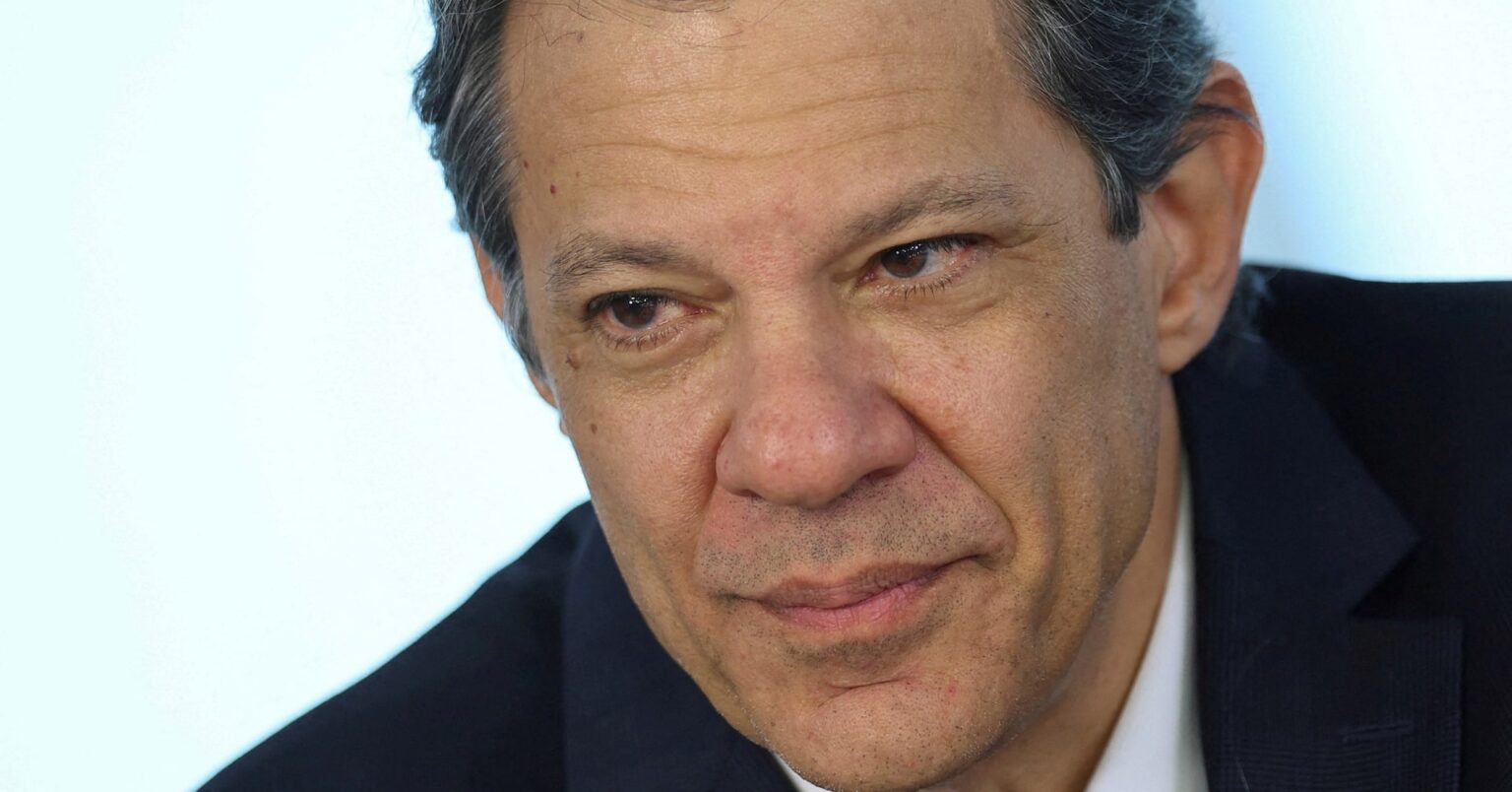 ブラジルのアダジ財務相、辞任の可能性示唆=報道 | ロイター ブラジルのアダジ財務相、辞任の可能性示唆=報道 | ロイター