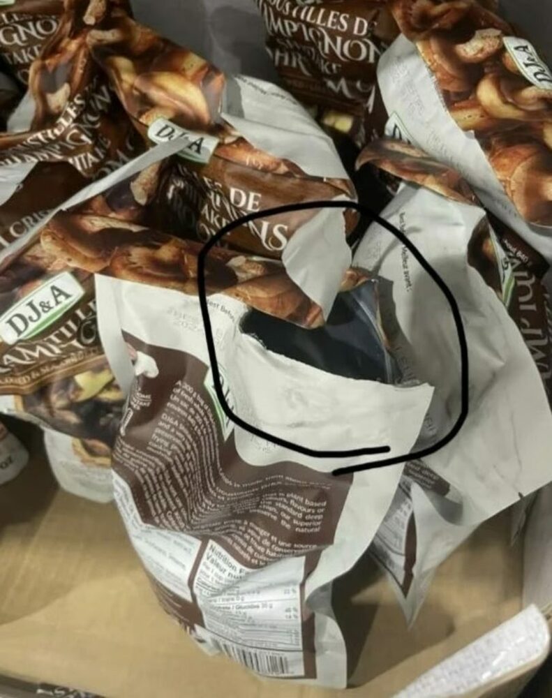 カナダの量販店、商品を無断開封したのは韓国人家族だった…「国の恥」SNSで非難の声　写真枚　国際ニュース：AFPBB News