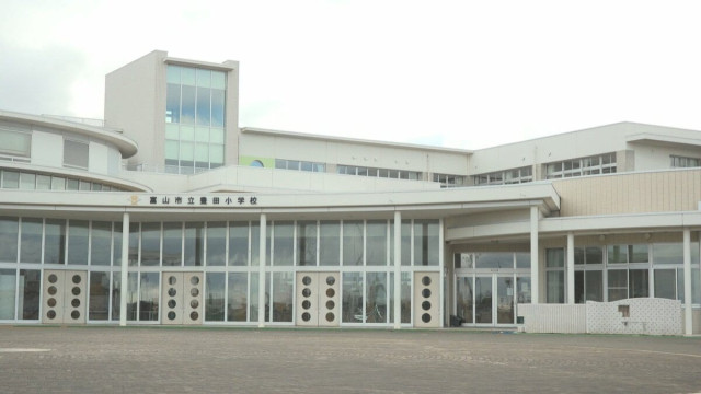 落雷で2日間休校の豊田小学校 16日から通常授業を再開　高圧ケーブル修理、仮設の排水ポンプで対応　富山