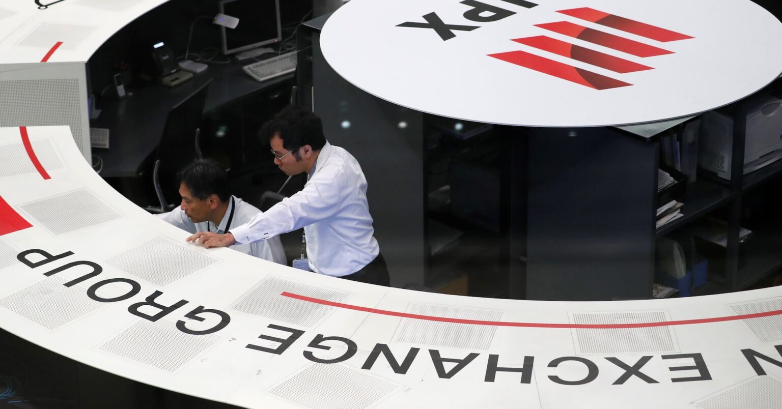 日経平均は続落、5万円割れ　ＡＩ関連株の下げが重し | ロイター