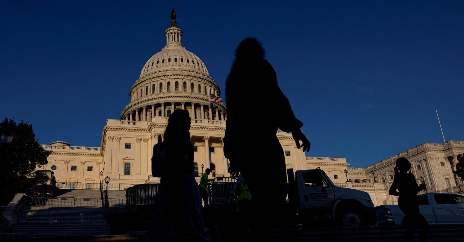 米国防権限法案、上院で可決　過去最大の9010億ドル | ロイター